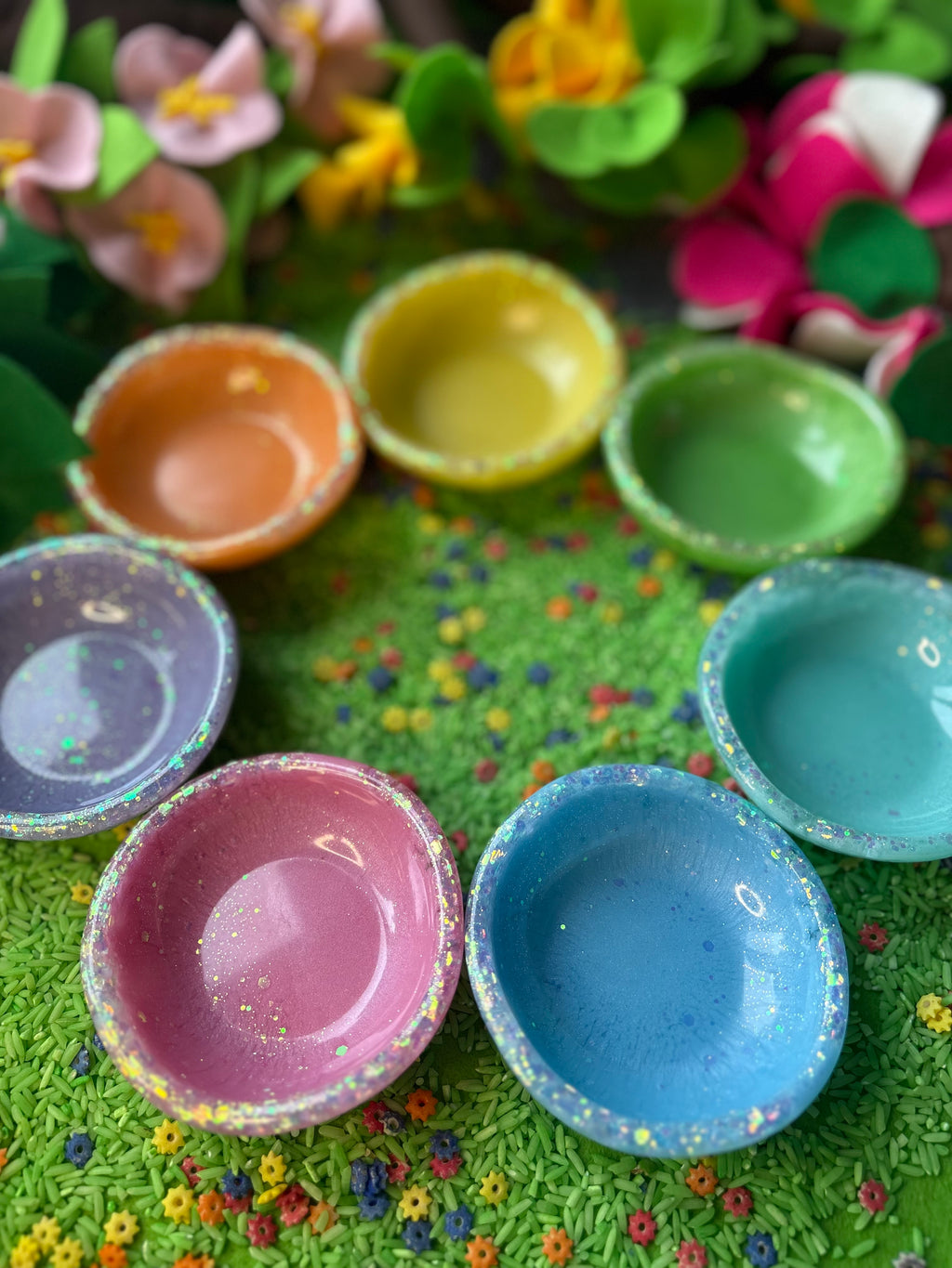 Pastel mini bowls