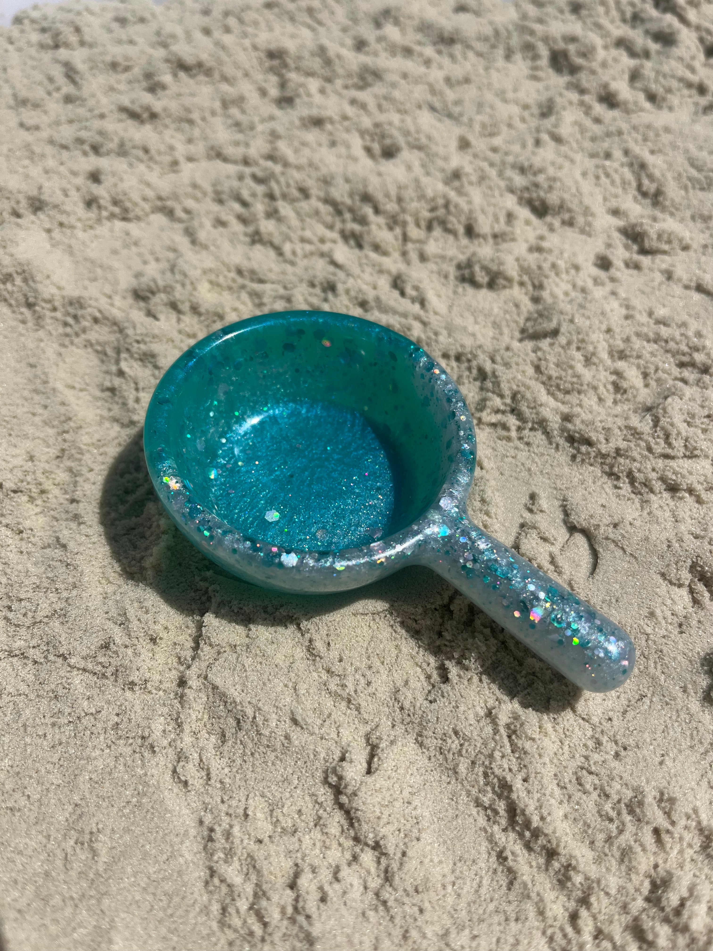 Scoop sea themed