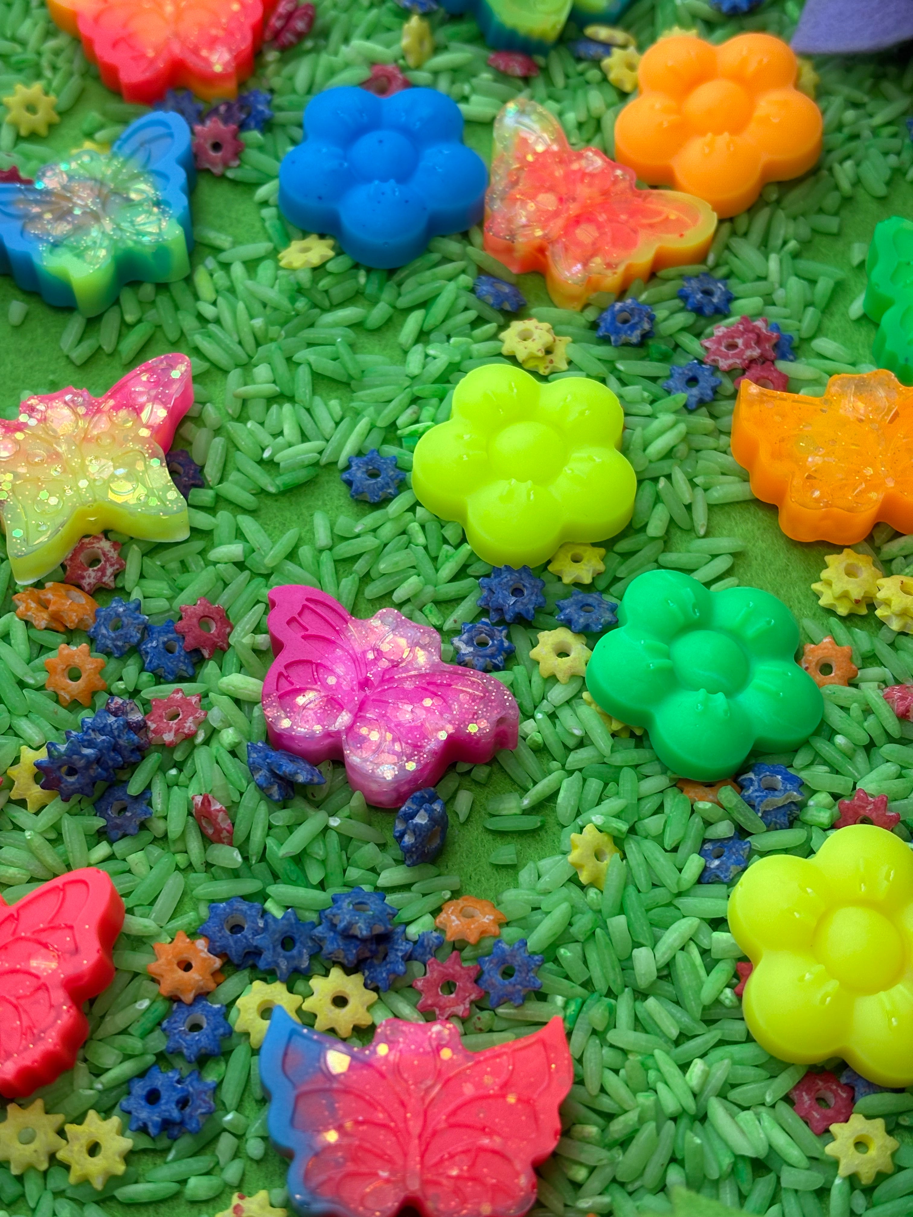 Flowers and butterflies sensory base mix ins