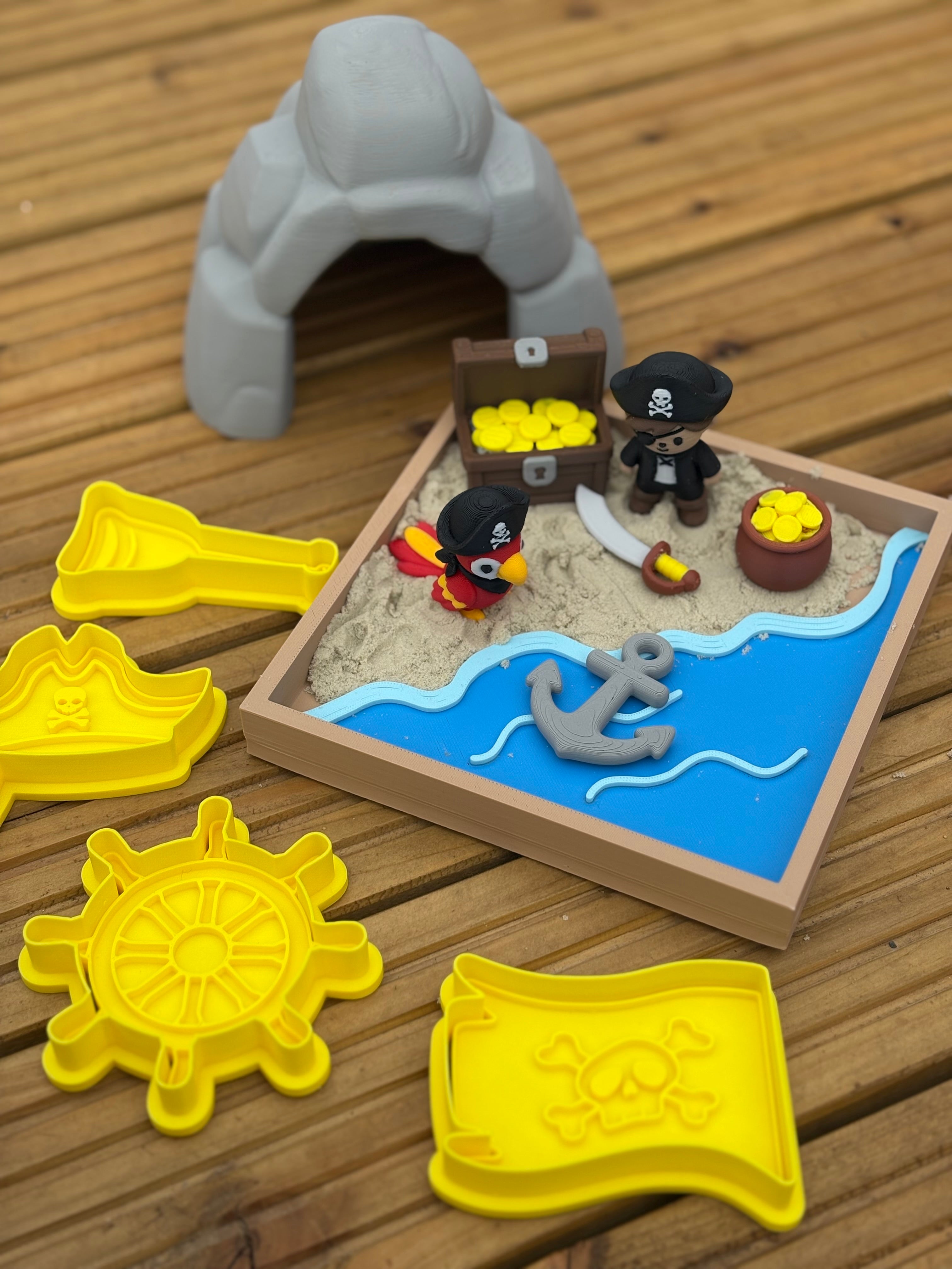 Tenner Tuesday Pirate Set
