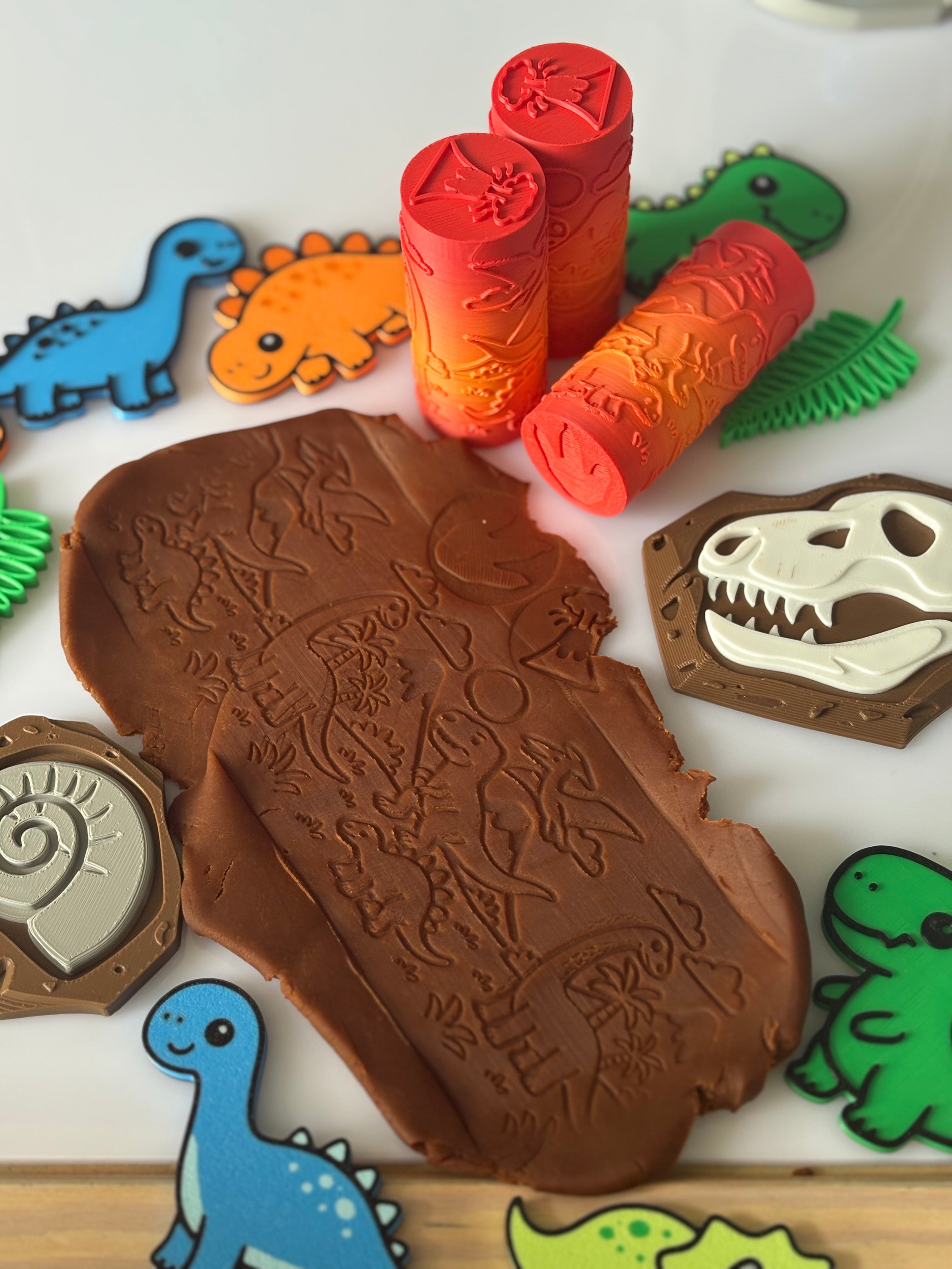 Dinosaur play dough roller