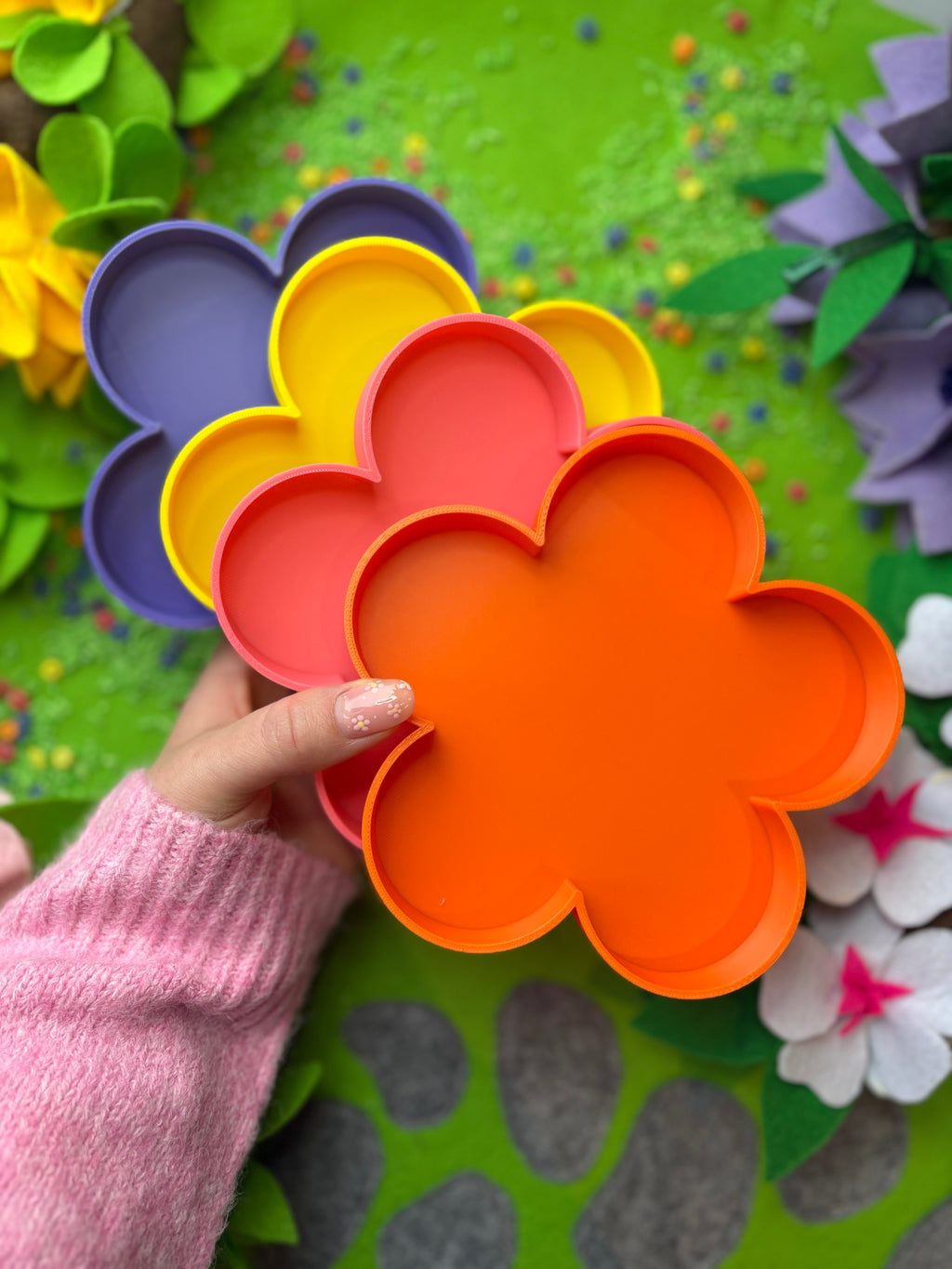 Flower tray