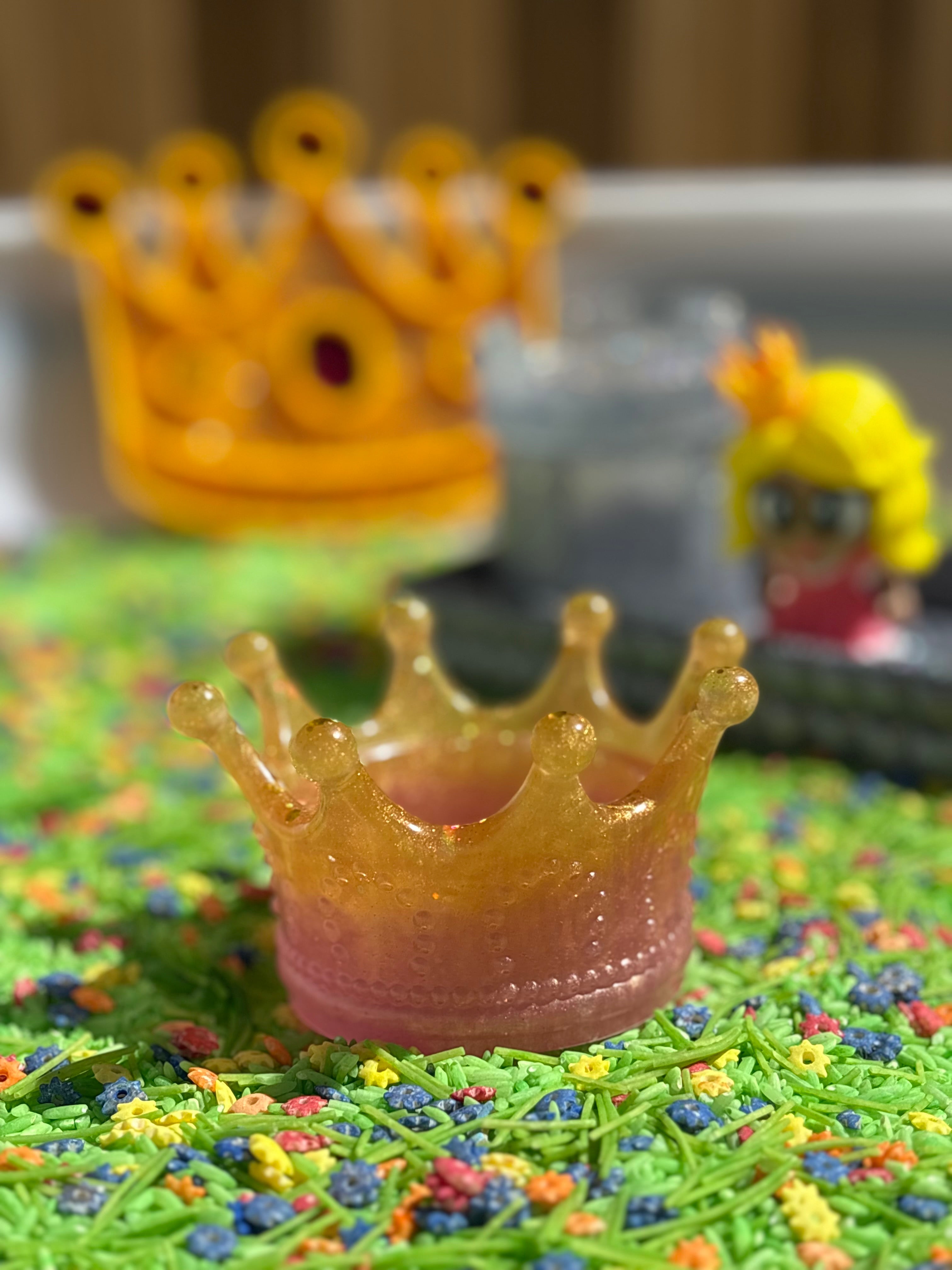 Resin crown bowl