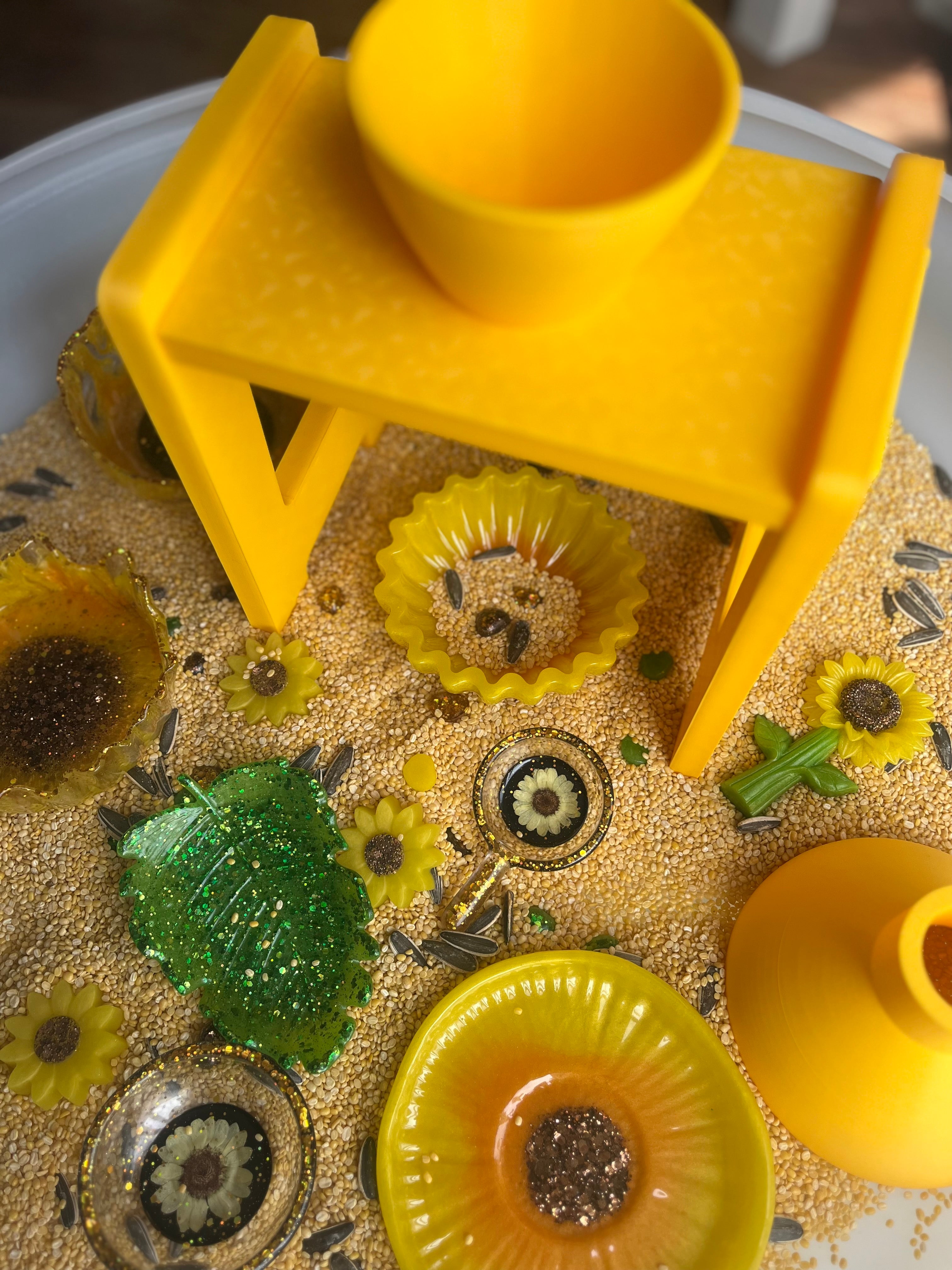 Sensory play funnel