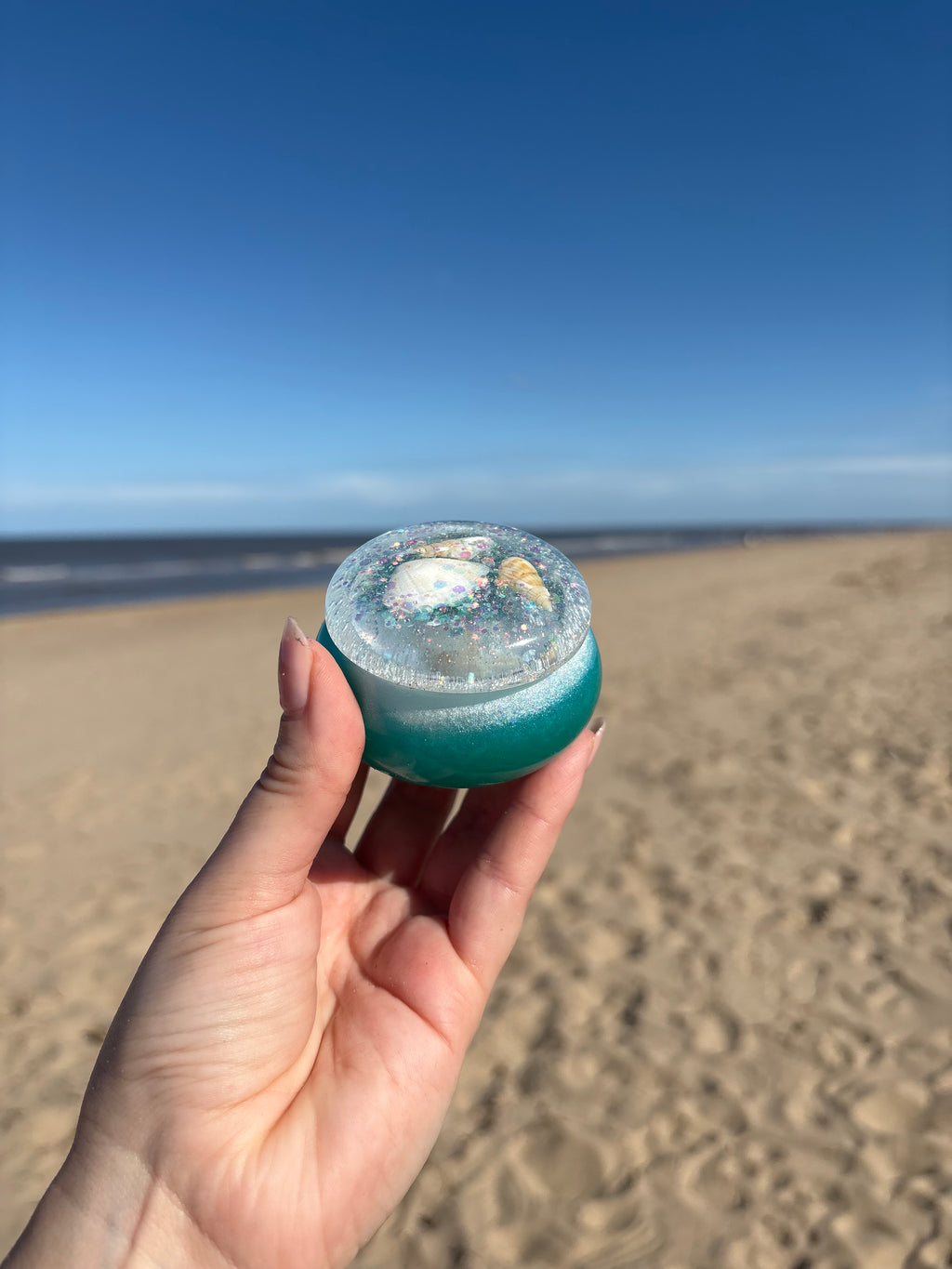 Little pot with a lid
