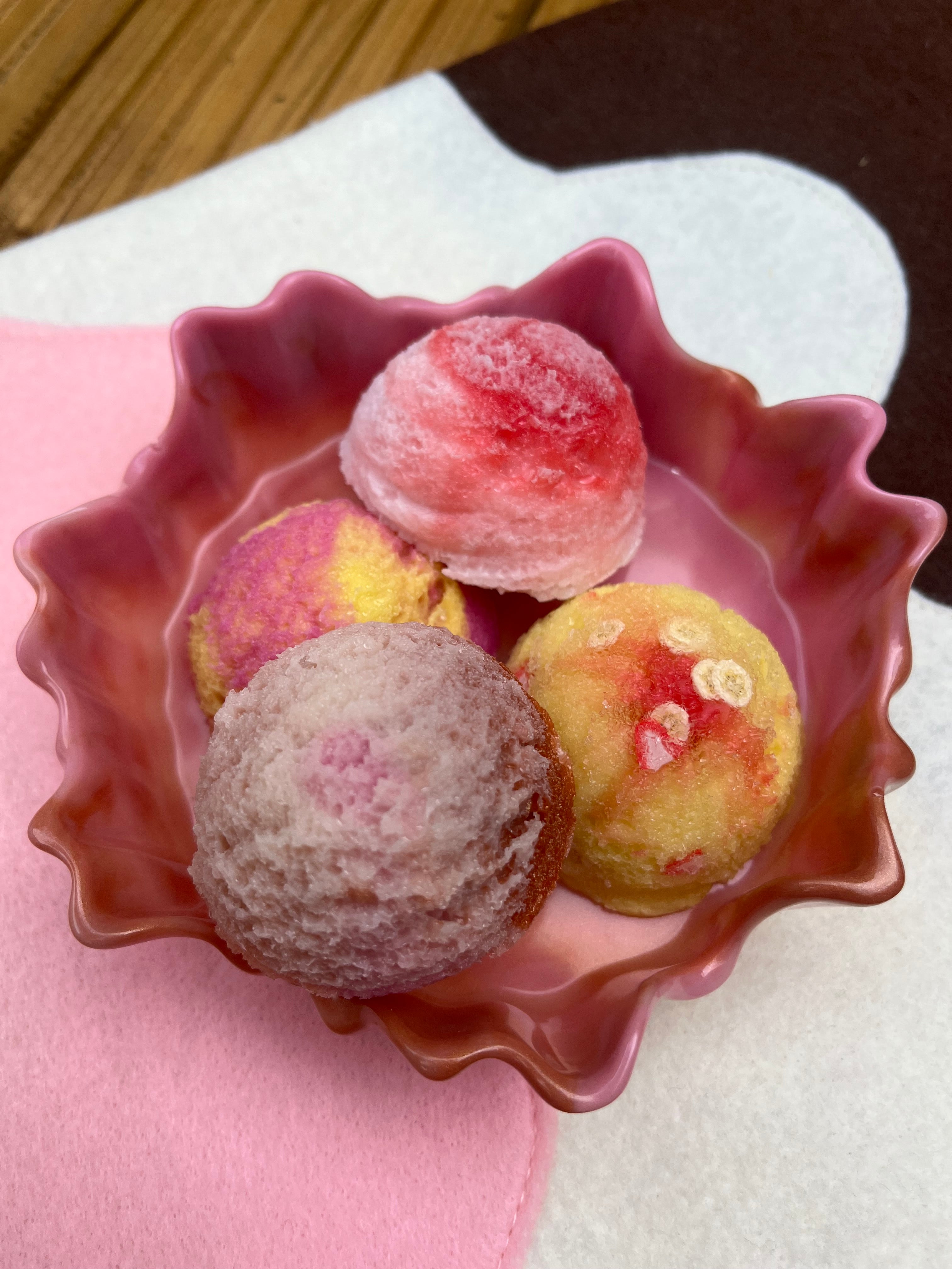 Ice cream scoops