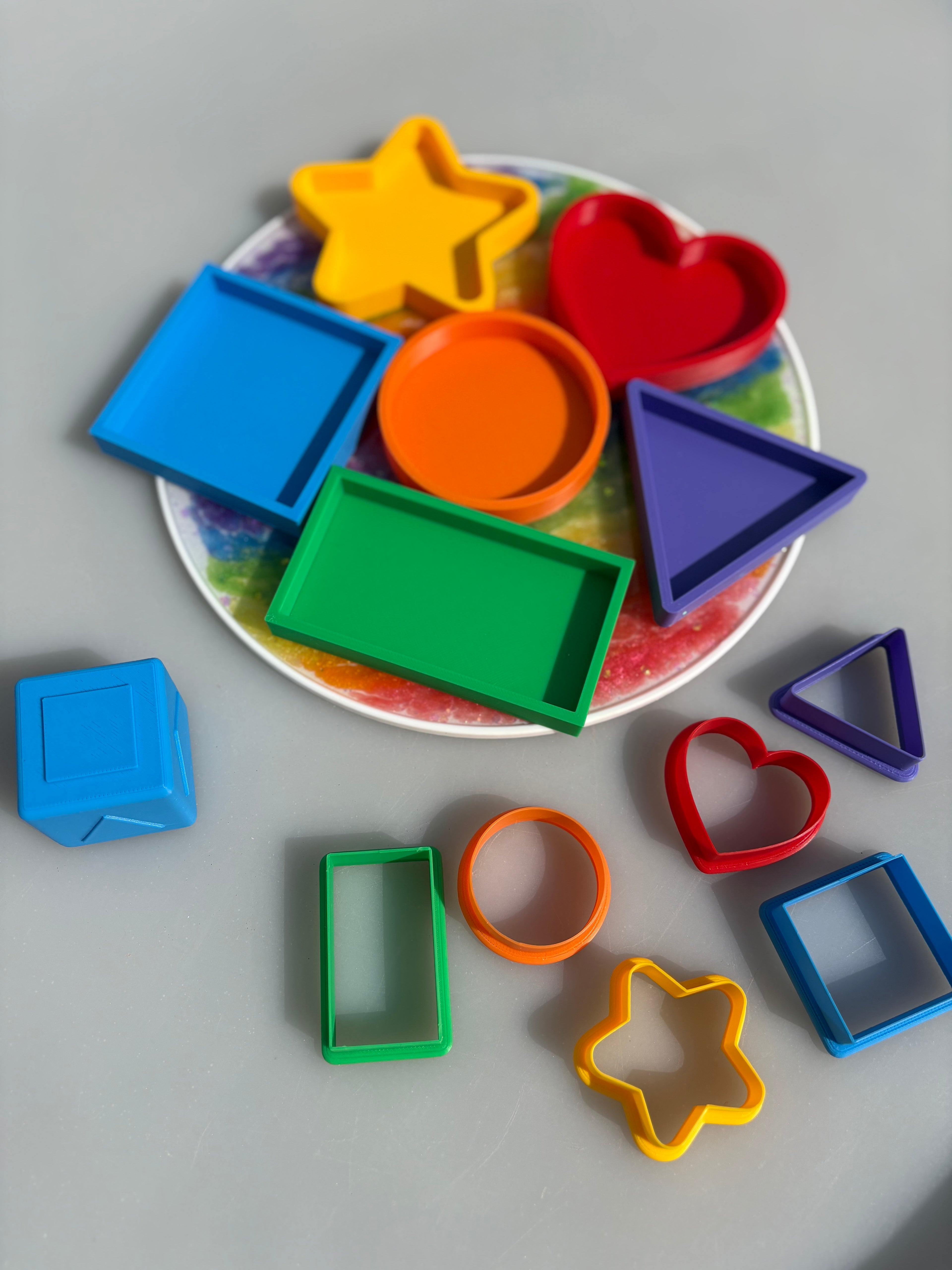 Mini shape trays