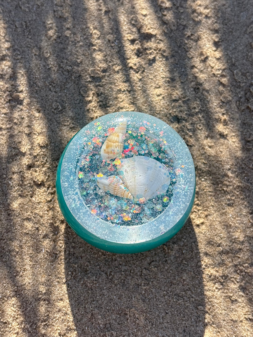 Little pot with a lid