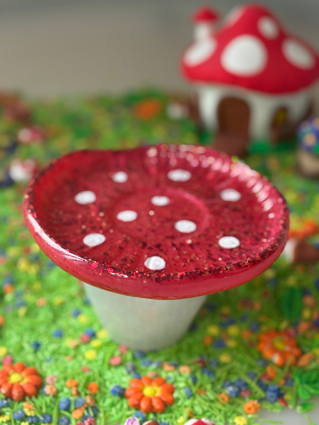 Mushroom potion set/table