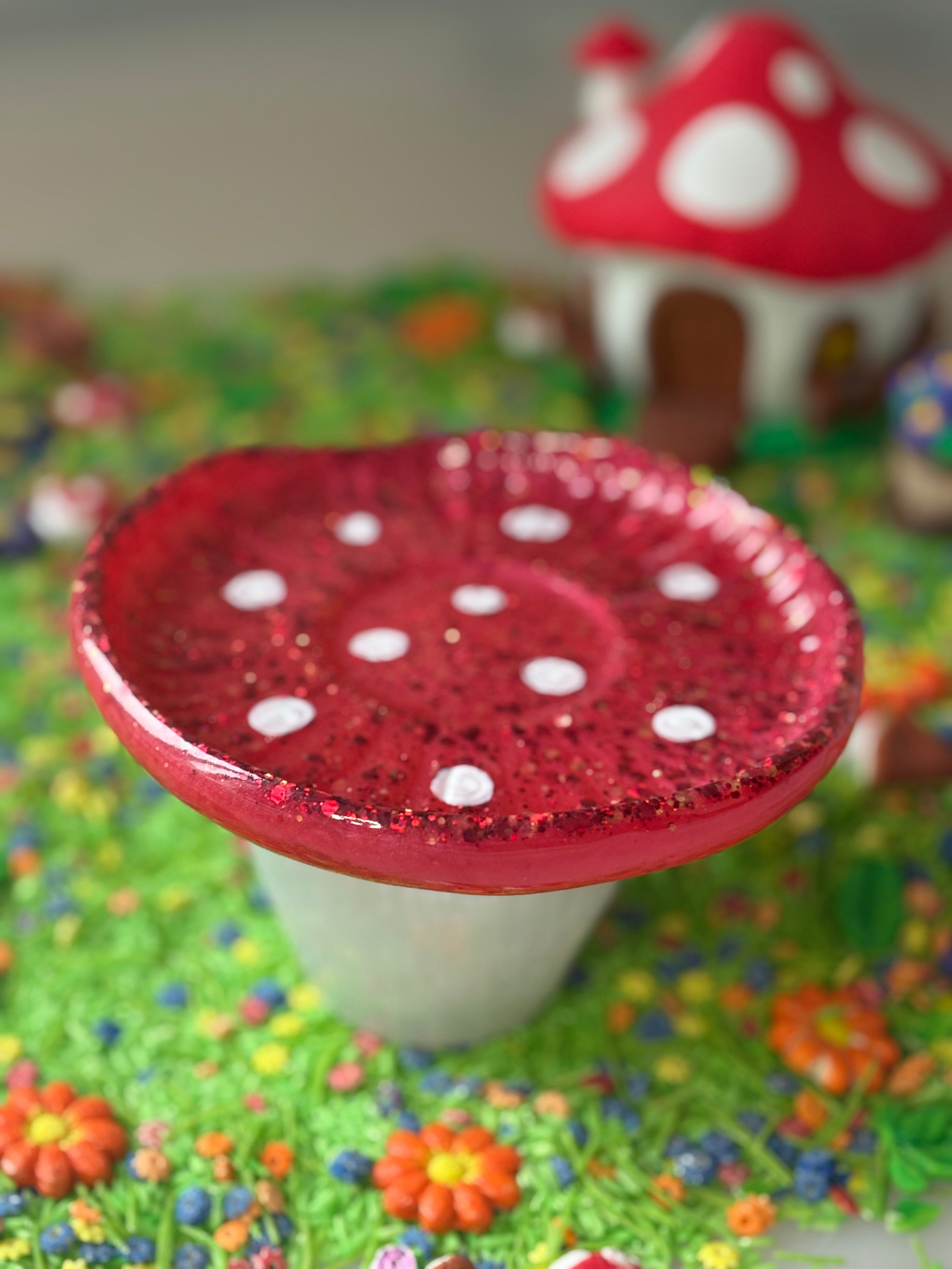 Mushroom potion set/table