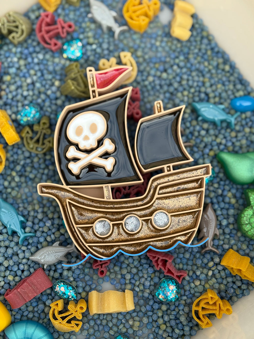 Pirate Tip & Play Box