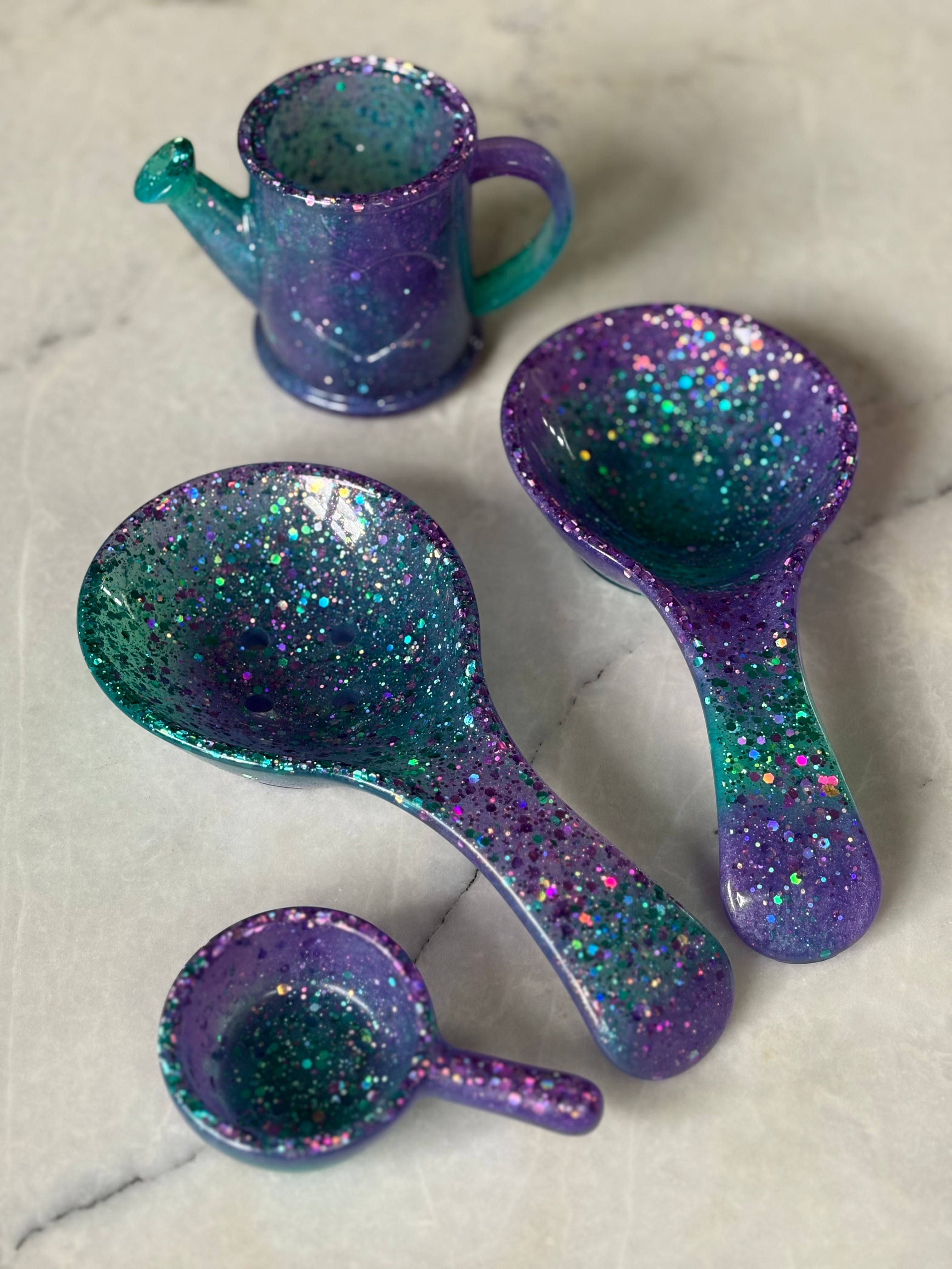 Large scoop / sieve