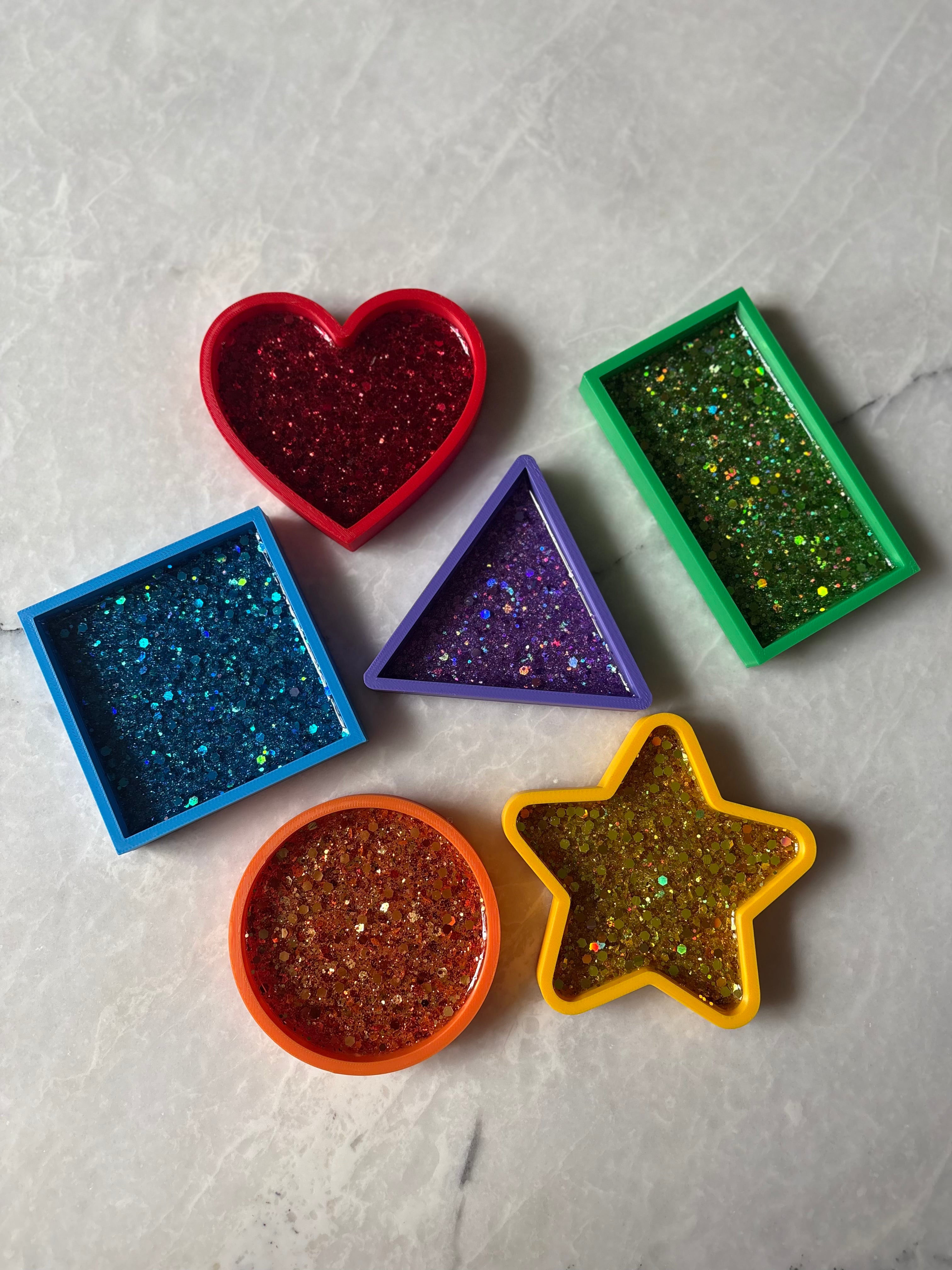 Mini shape trays