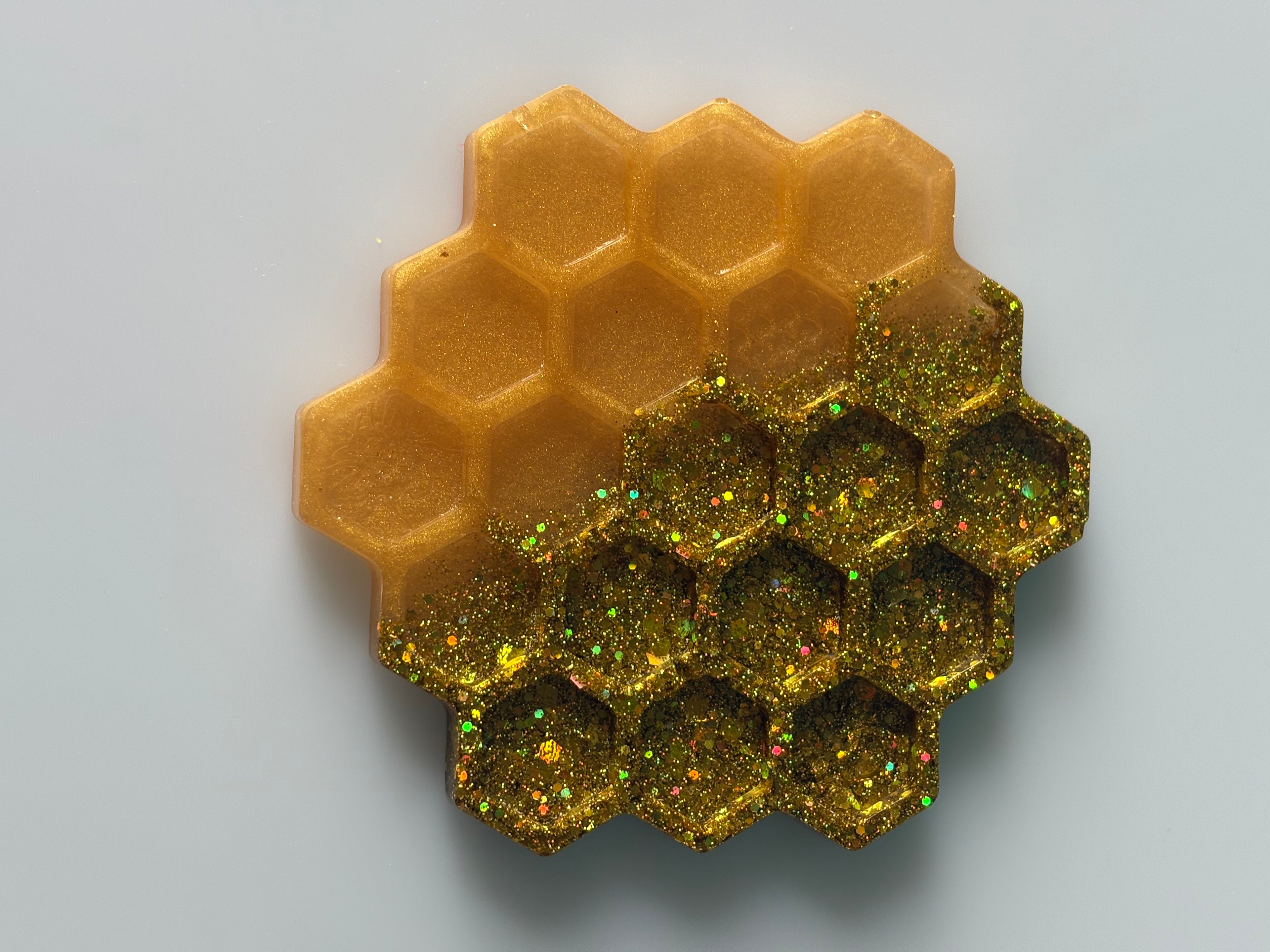 Resin honeycomb slice